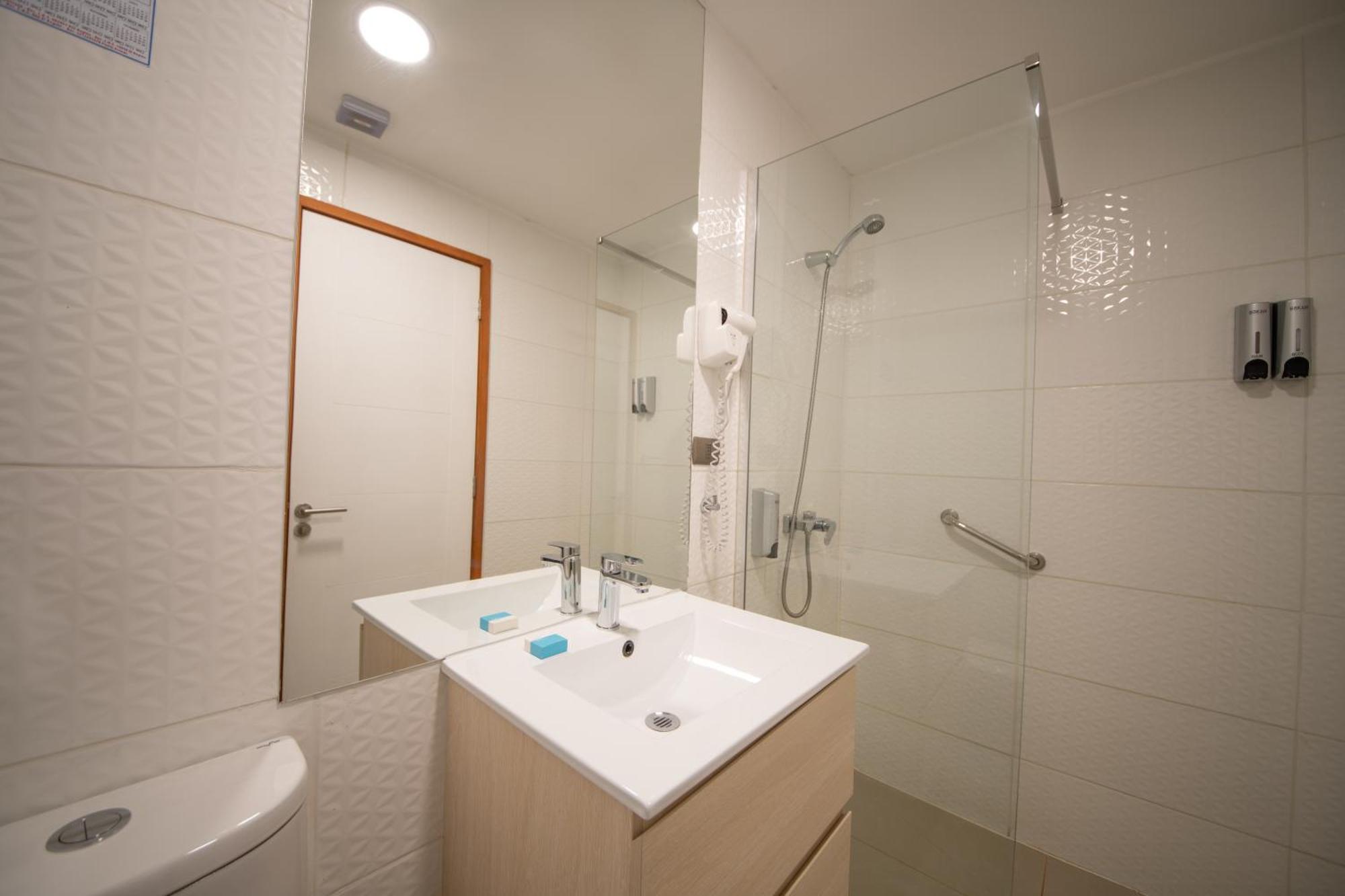 Gran Hotel Aysen Puerto Aysen Ngoại thất bức ảnh